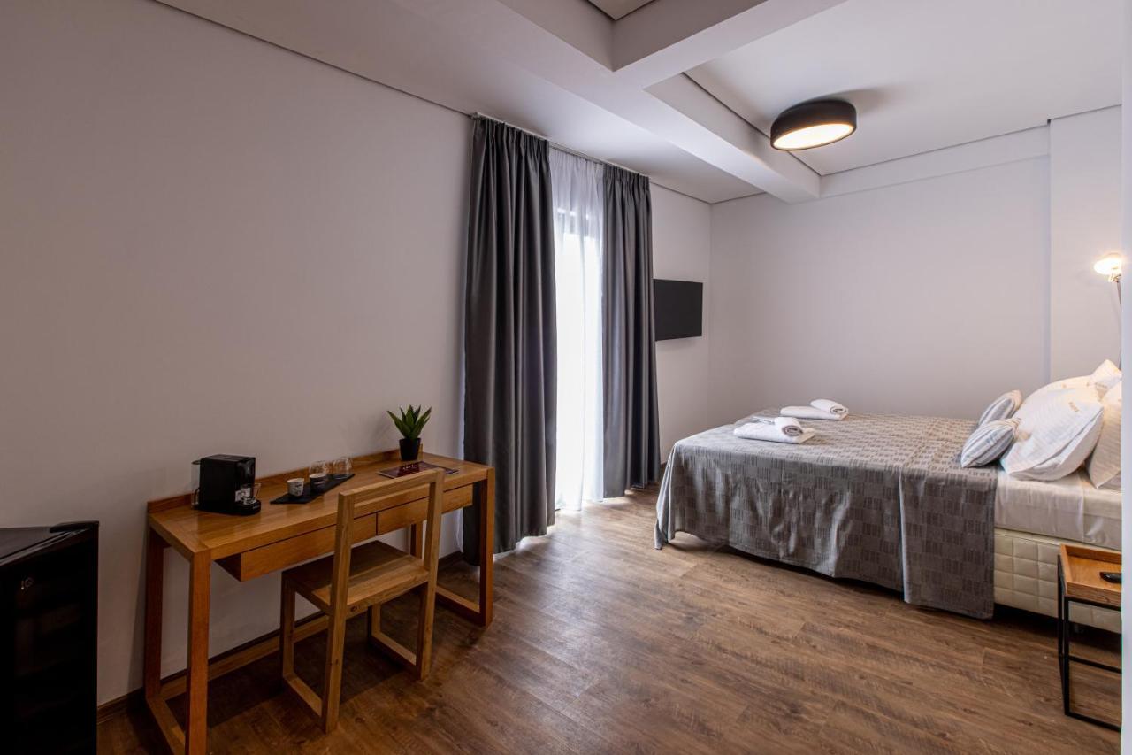 Saint George Hotel Rooms Komotini Esterno foto